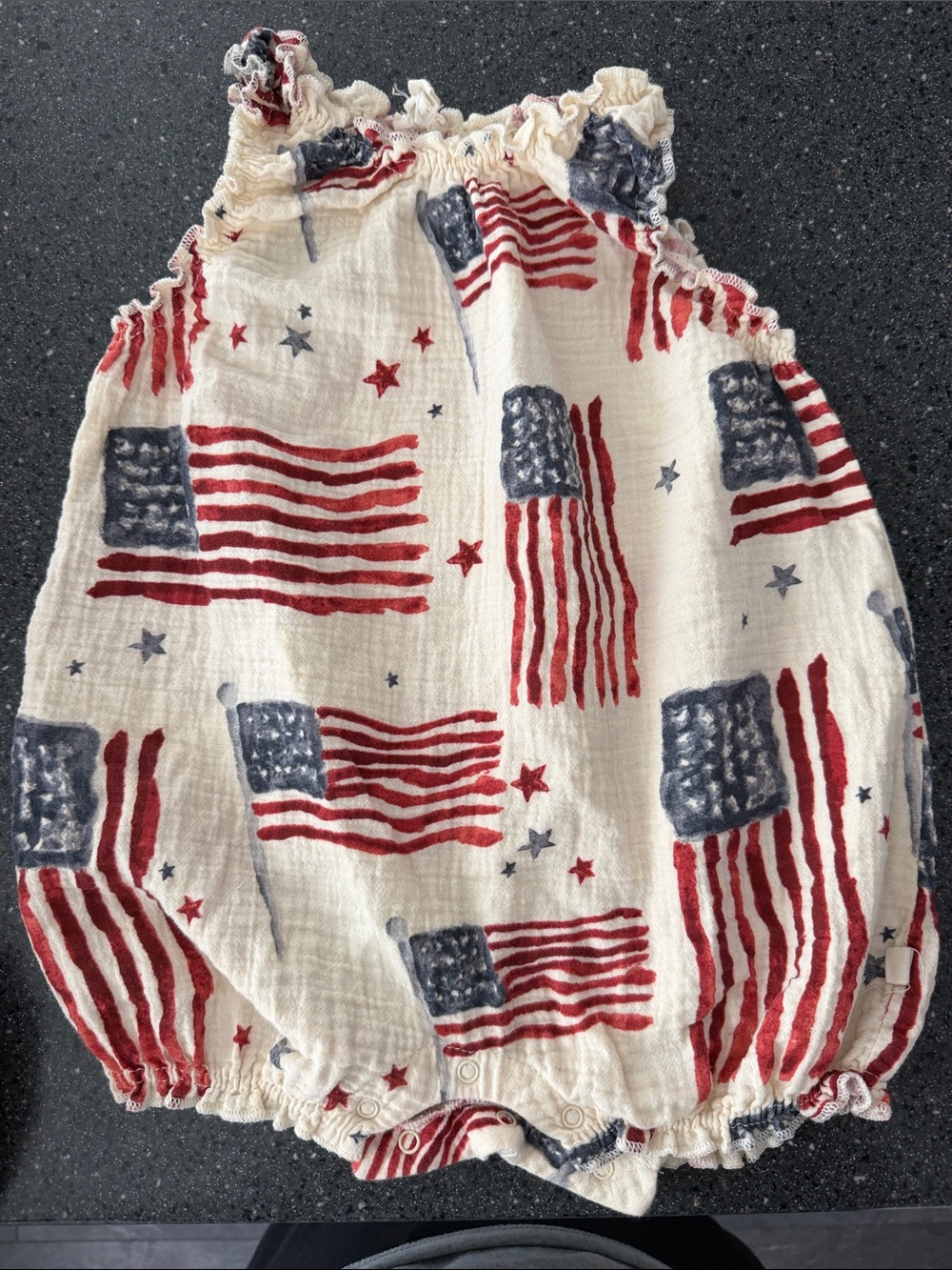 Burt’s bees Baby— Baby Romper with Red & Blue American Flag Print